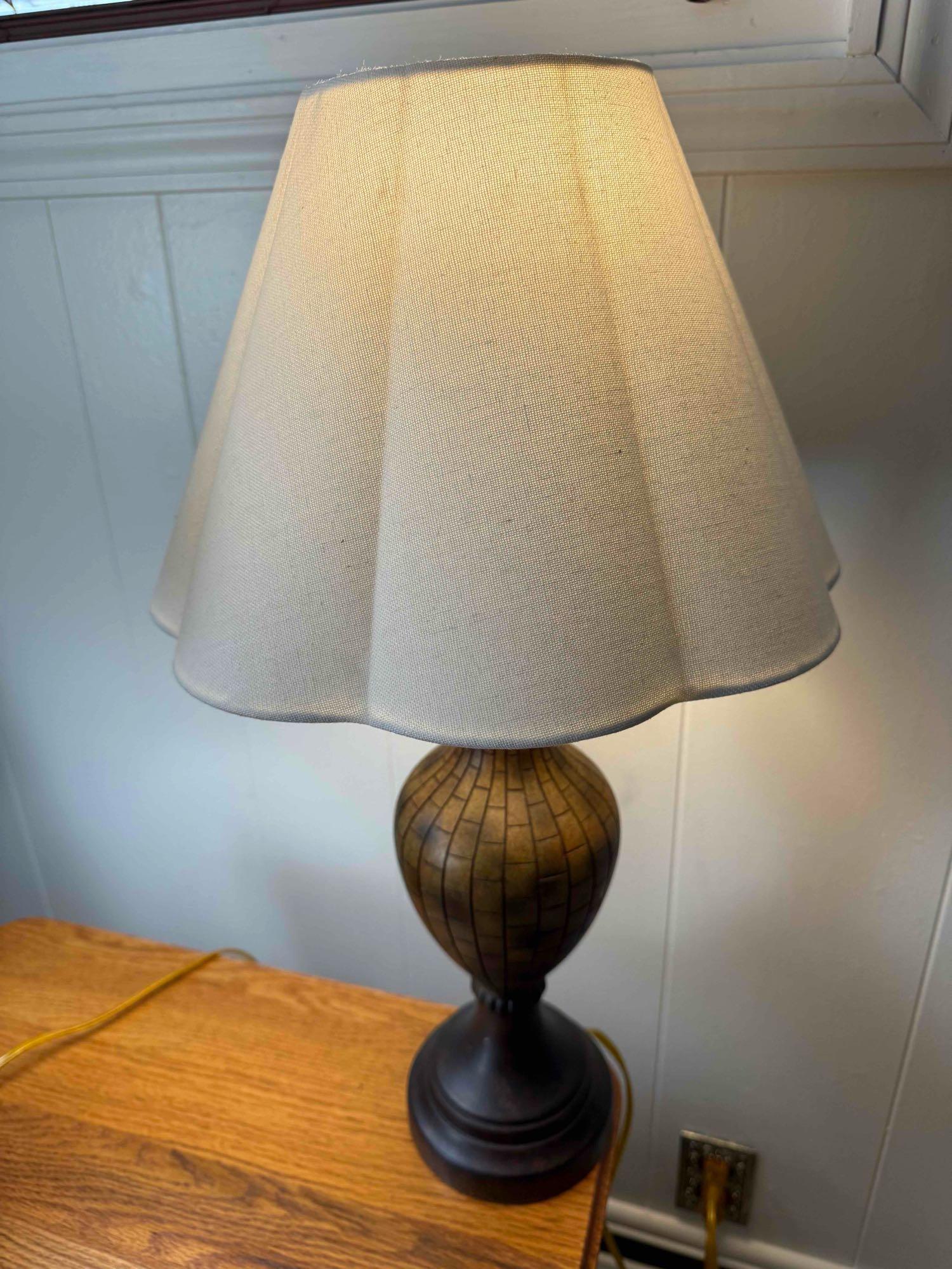 2 Table Lamps