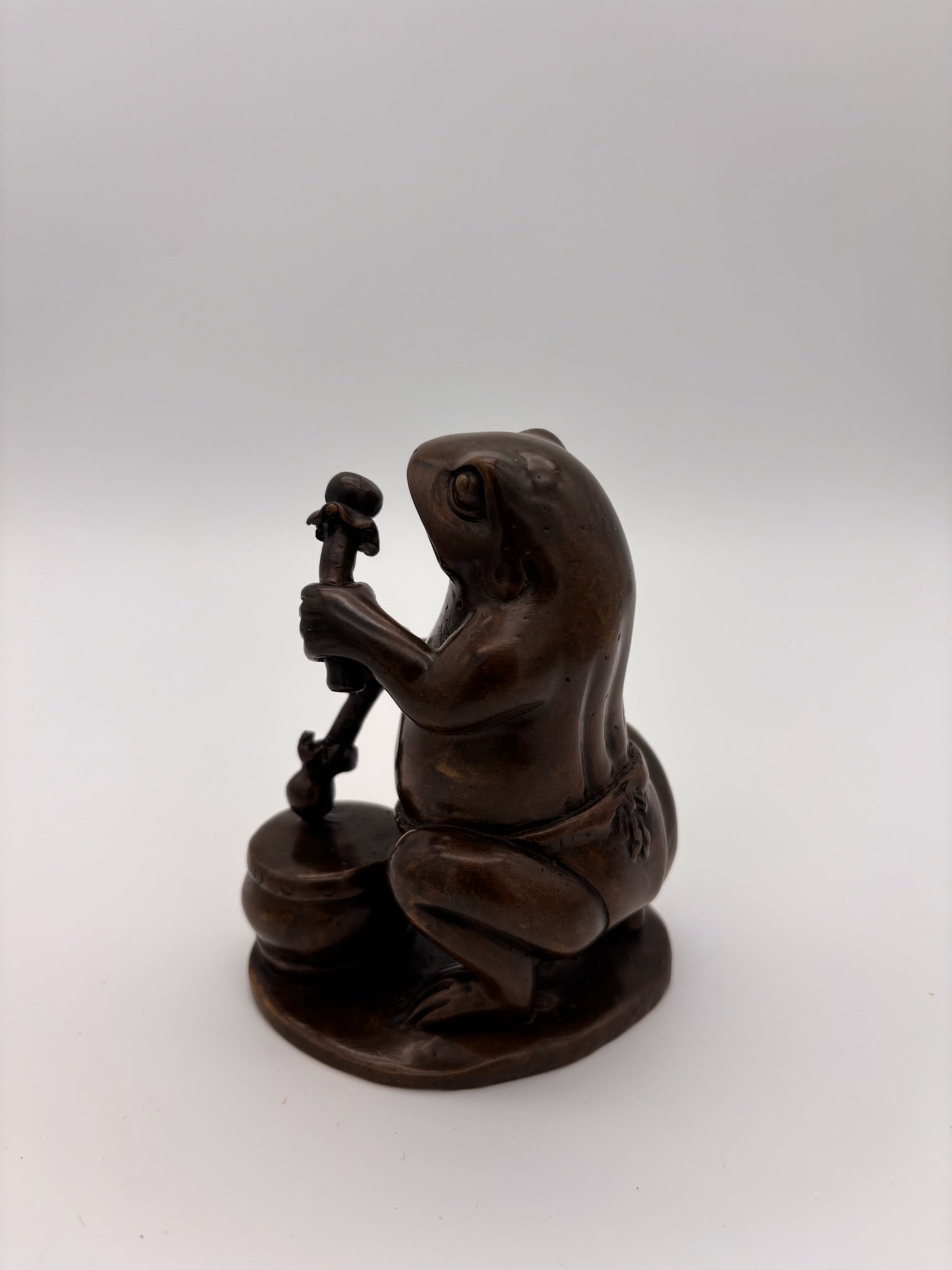 Antique Japanese Wooden Netsuke 'Frog'