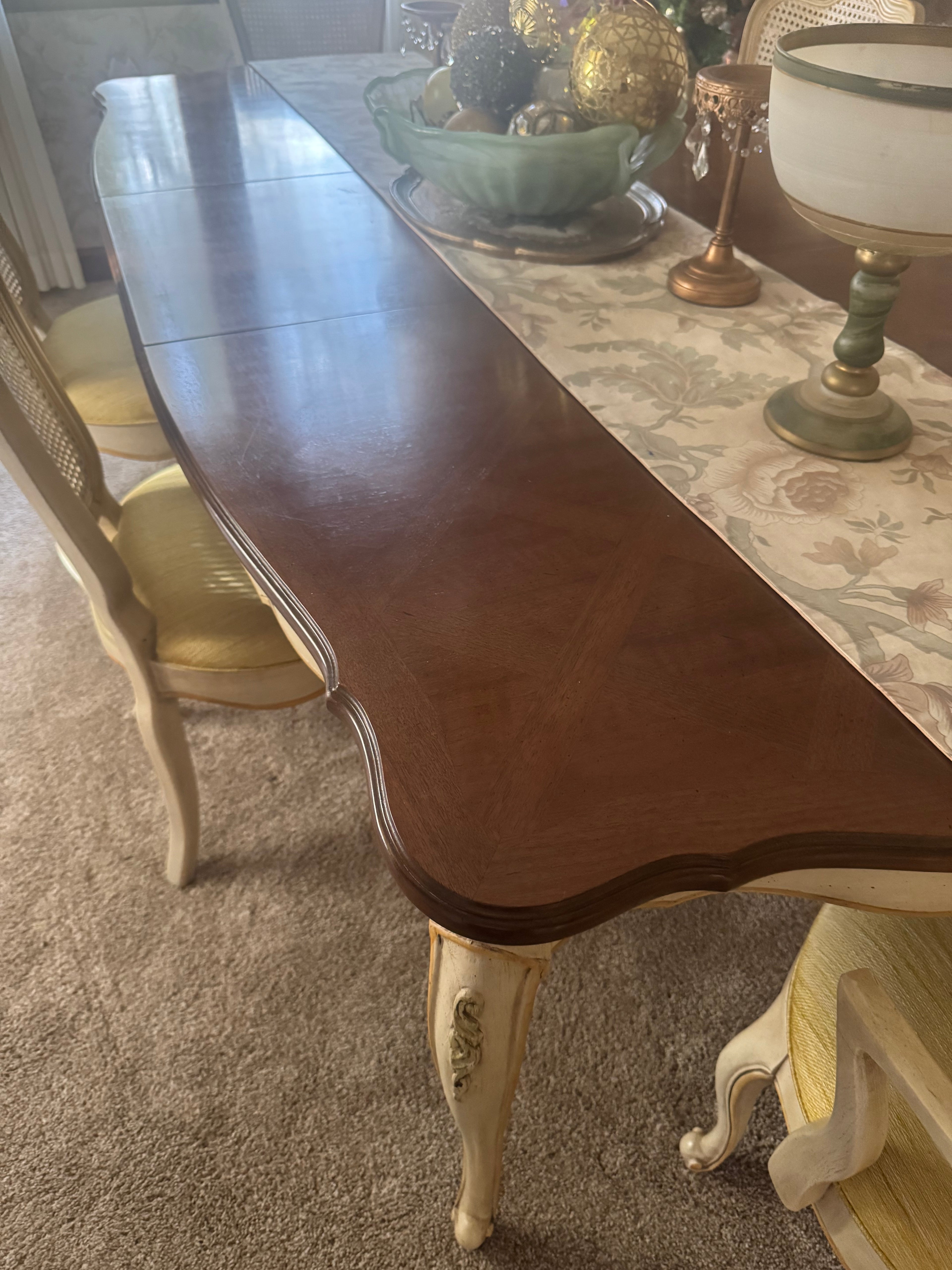 Thomasville French Provincial Dining Hutch- Table- 6 Chairs